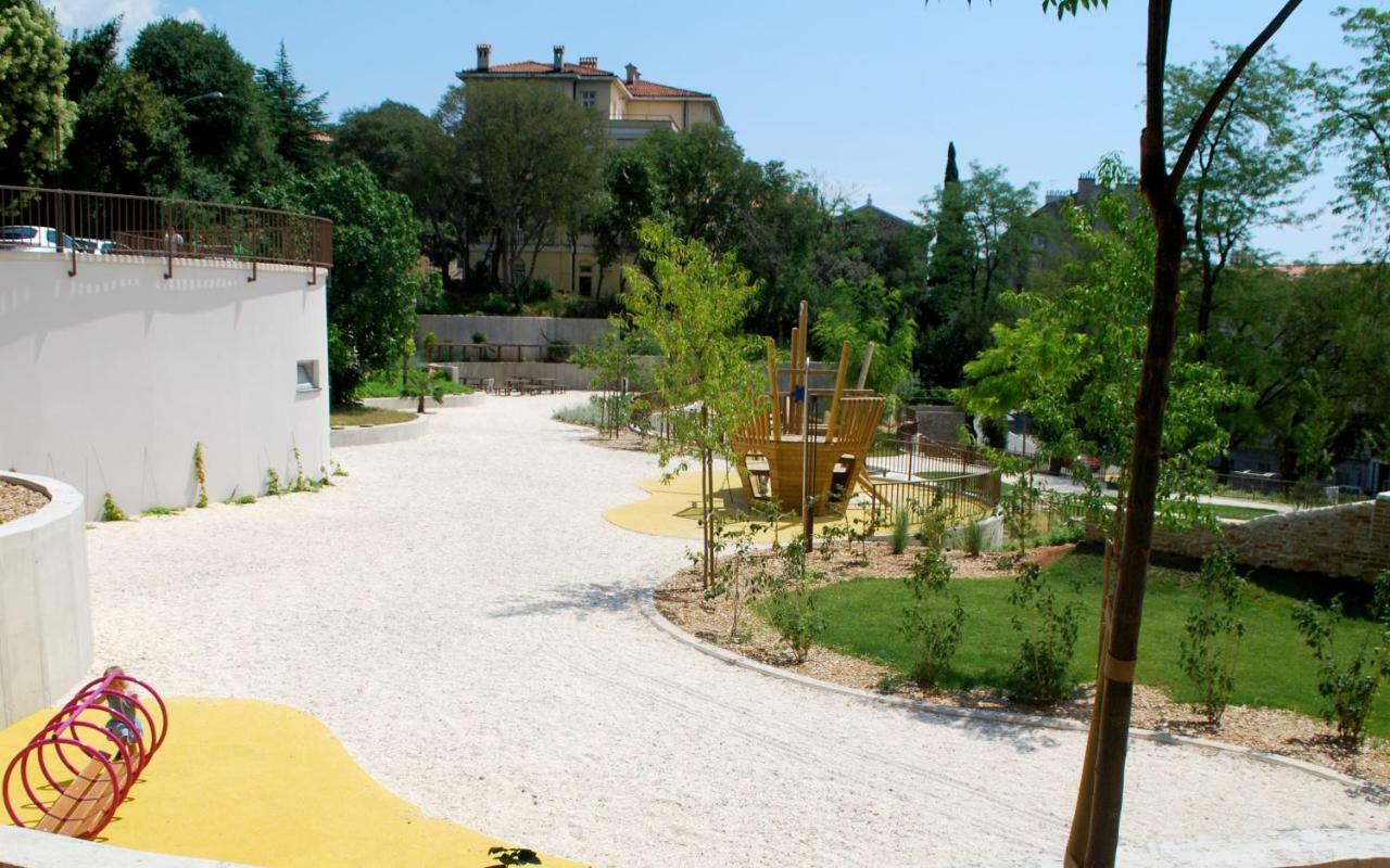 Park Pomerio Appartment غييكا المظهر الخارجي الصورة