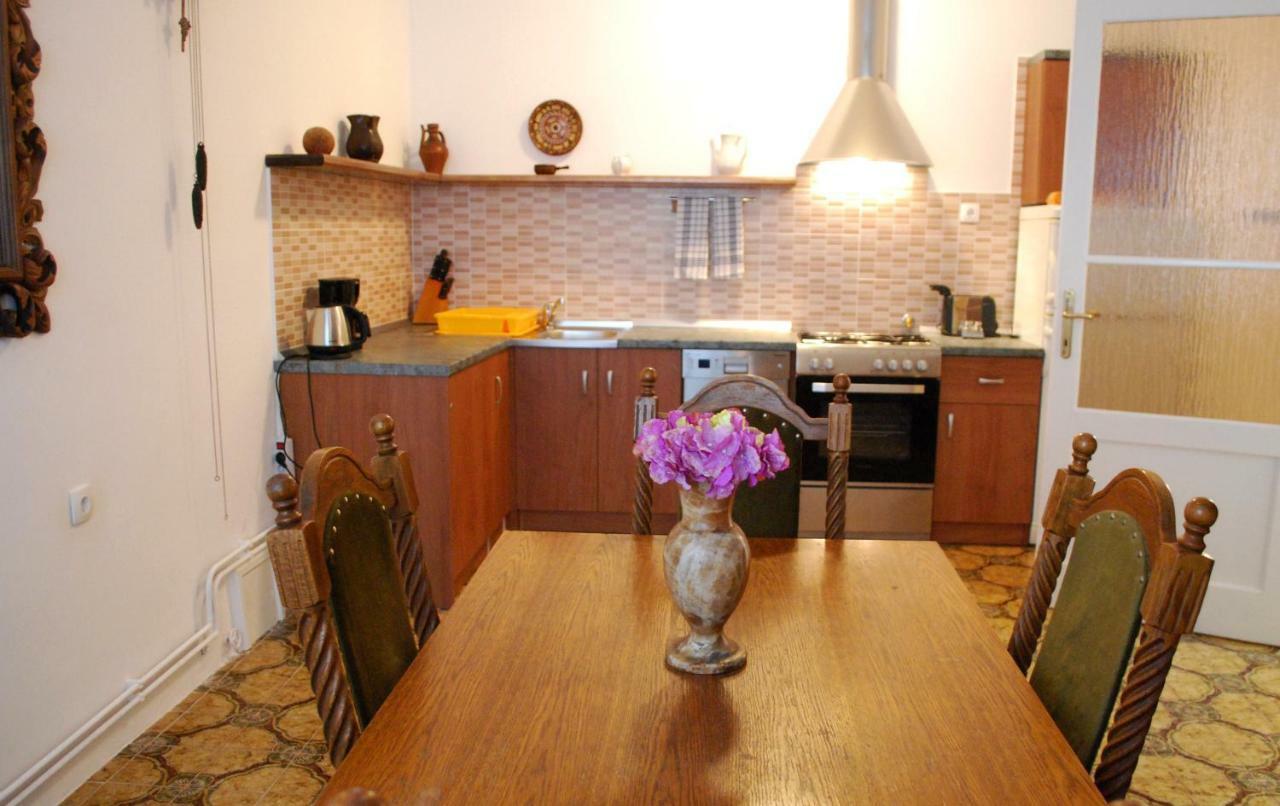 Park Pomerio Appartment غييكا المظهر الخارجي الصورة
