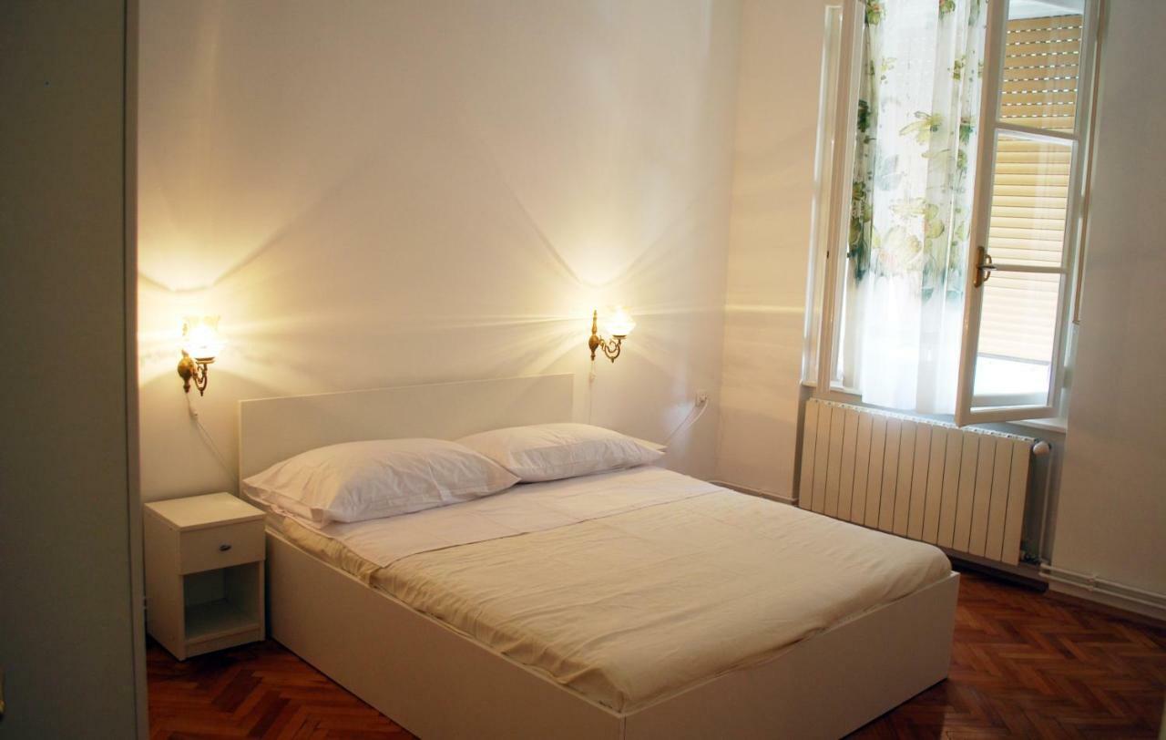 Park Pomerio Appartment غييكا المظهر الخارجي الصورة